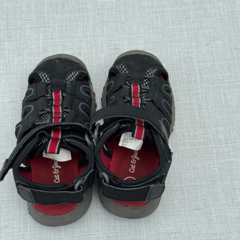 Boys Black & Red Sport Sandals Youth Water Shoes Adjustable‎ Hook Loop Straps 8
